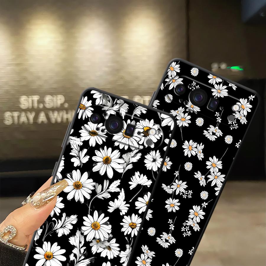 Monochrome Daisy Funda Handyhü – Google Pixel 8A Bewertung und Preis